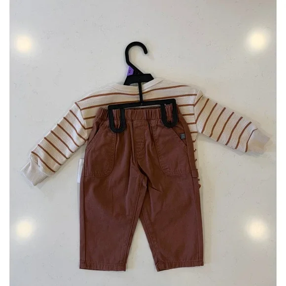 Modern Moments by Gerber Baby 12M 2-Piece Striped Pullover and Pants Set Brown - Picture 4 of 6